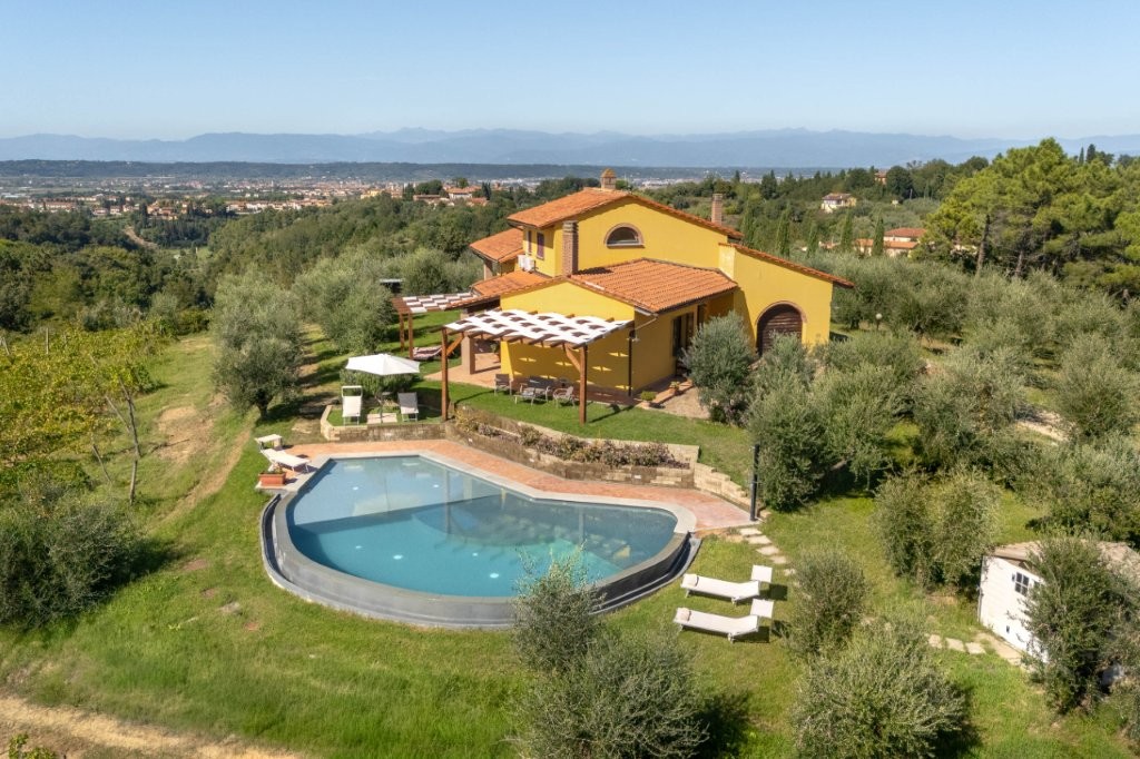 Tema Toscana Villa